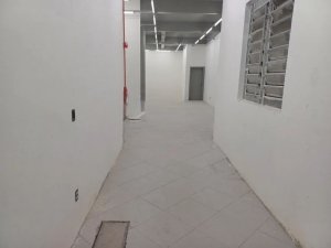 Loja com 282m² no bairro Floresta em Porto Alegre para Alugar