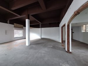 Loja com 260m² no bairro Floresta em Porto Alegre para Alugar