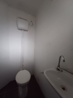 Loja com 260m² no bairro Floresta em Porto Alegre para Alugar