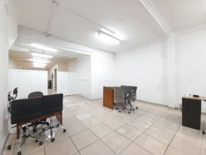 Loja com 218m² no bairro Bom Fim em Porto Alegre para Alugar