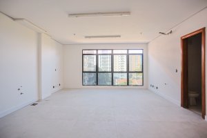 Salas/Conjuntos com 95m² no bairro Petrópolis em Porto Alegre para Alugar
