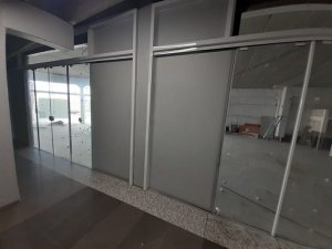 Loja com 280m² no bairro Hípica em Porto Alegre para Alugar