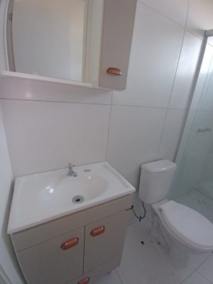 Apartamento com 75m², 2 dormitórios no bairro Petrópolis em Porto Alegre para Alugar