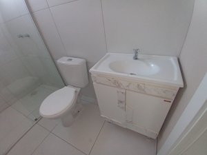Apartamento com 75m², 2 dormitórios no bairro Petrópolis em Porto Alegre para Alugar