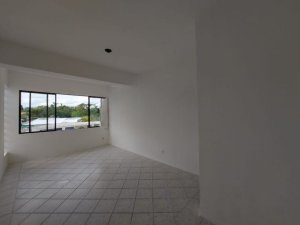 Salas/Conjuntos com 40m² no bairro Ipanema em Porto Alegre para Alugar