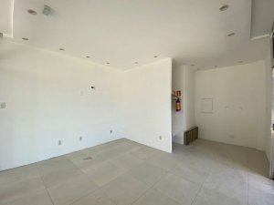 Loja com 37m² no bairro Petrópolis em Porto Alegre para Alugar
