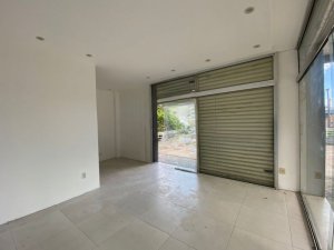 Loja com 37m² no bairro Petrópolis em Porto Alegre para Alugar