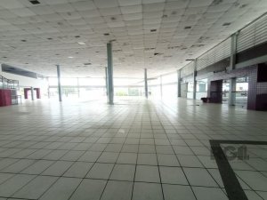 Loja com 1.009m² no bairro Jardim Lindóia em Porto Alegre para Alugar