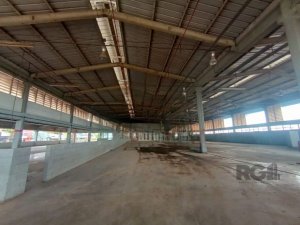 Loja com 1.009m² no bairro Jardim Lindóia em Porto Alegre para Alugar