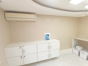 Salas/Conjuntos com 150m² no bairro Moinhos de Vento em Porto Alegre para Alugar