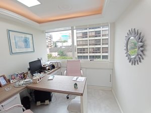 Salas/Conjuntos com 150m² no bairro Moinhos de Vento em Porto Alegre para Alugar