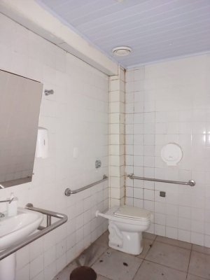 Loja com 882m² no bairro Moinhos de Vento em Porto Alegre para Alugar