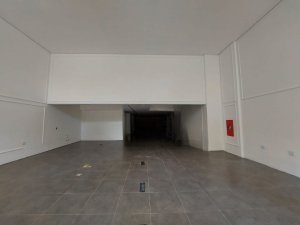 Loja com 374m² no bairro Moinhos de Vento em Porto Alegre para Alugar