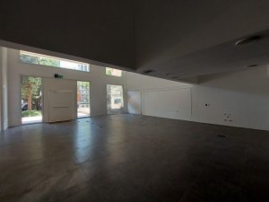Loja com 374m² no bairro Moinhos de Vento em Porto Alegre para Alugar