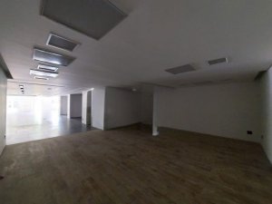 Loja com 374m² no bairro Moinhos de Vento em Porto Alegre para Alugar