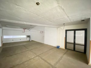 Loja com 77m² no bairro Floresta em Porto Alegre para Alugar