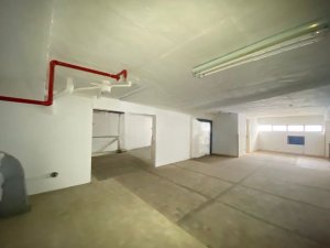 Loja com 77m² no bairro Floresta em Porto Alegre para Alugar