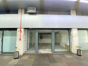 Loja com 77m² no bairro Floresta em Porto Alegre para Alugar