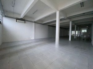 Loja com 382m² no bairro Navegantes em Porto Alegre para Alugar