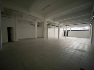 Loja com 382m² no bairro Navegantes em Porto Alegre para Alugar