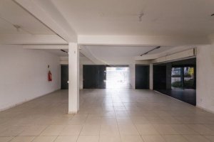 Loja com 170m² no bairro Navegantes em Porto Alegre para Alugar