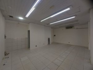 Loja com 70m² no bairro Praia de Belas em Porto Alegre para Alugar