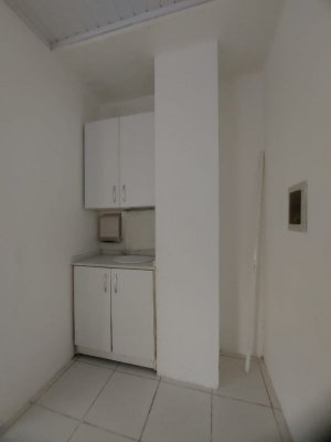 Loja com 70m² no bairro Praia de Belas em Porto Alegre para Alugar