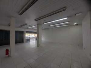 Loja com 70m² no bairro Praia de Belas em Porto Alegre para Alugar