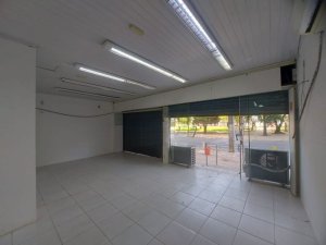 Loja com 70m² no bairro Praia de Belas em Porto Alegre para Alugar