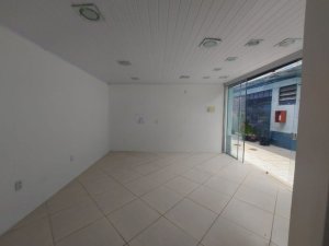 Loja com 30m² no bairro Passo da Areia em Porto Alegre para Alugar