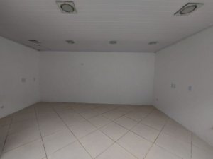 Loja com 30m² no bairro Passo da Areia em Porto Alegre para Alugar
