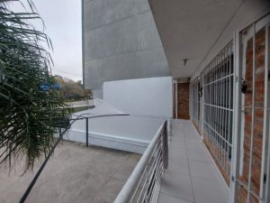 Loja com 120m² no bairro Praia de Belas em Porto Alegre para Alugar