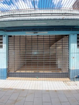 Loja com 30m² no bairro Passo da Areia em Porto Alegre para Alugar