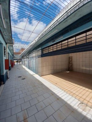 Loja com 30m² no bairro Passo da Areia em Porto Alegre para Alugar