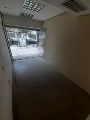 Loja com 24m² no bairro Praia de Belas em Porto Alegre para Alugar