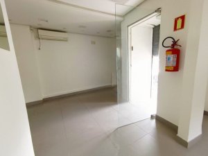 Loja com 30m² no bairro Praia de Belas em Porto Alegre para Alugar