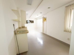 Loja com 30m² no bairro Praia de Belas em Porto Alegre para Alugar