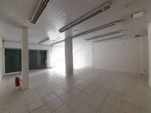 Loja com 40m² no bairro Praia de Belas em Porto Alegre para Alugar
