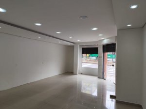 Loja com 80m² no bairro Rio Branco em Porto Alegre para Alugar