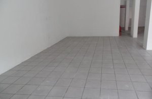 Loja com 120m² no bairro Rio Branco em Porto Alegre para Alugar