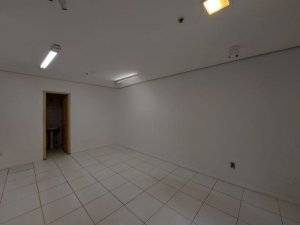 Loja com 30m² no bairro Rio Branco em Porto Alegre para Alugar