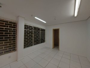 Loja com 30m² no bairro Rio Branco em Porto Alegre para Alugar