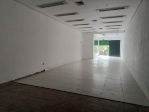 Loja com 160m² no bairro Cristo Redentor em Porto Alegre para Alugar