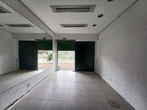 Loja com 160m² no bairro Cristo Redentor em Porto Alegre para Alugar