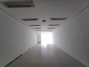 Loja com 160m² no bairro Cristo Redentor em Porto Alegre para Alugar