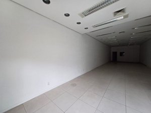 Loja com 160m² no bairro Cristo Redentor em Porto Alegre para Alugar