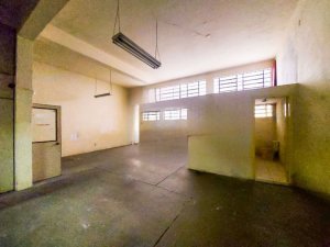 Loja com 250m² no bairro São Geraldo em Porto Alegre para Alugar