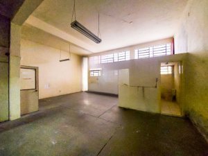 Loja com 250m² no bairro São Geraldo em Porto Alegre para Alugar