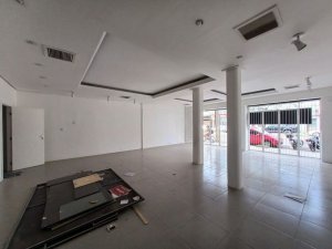 Loja com 98m² no bairro São Geraldo em Porto Alegre para Alugar