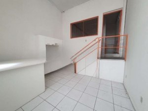 Loja com 100m² no bairro Cristo Redentor em Porto Alegre para Alugar